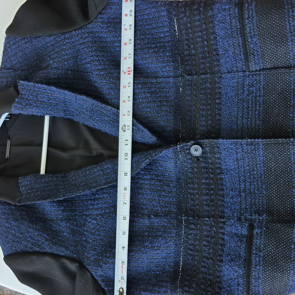 Elie Tahari Midnight Blue and Ebony Blazer - Picture 7 of 7